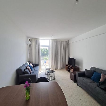 Almyria Apartments - By Imh Travel & Tours Paphos Exteriör bild
