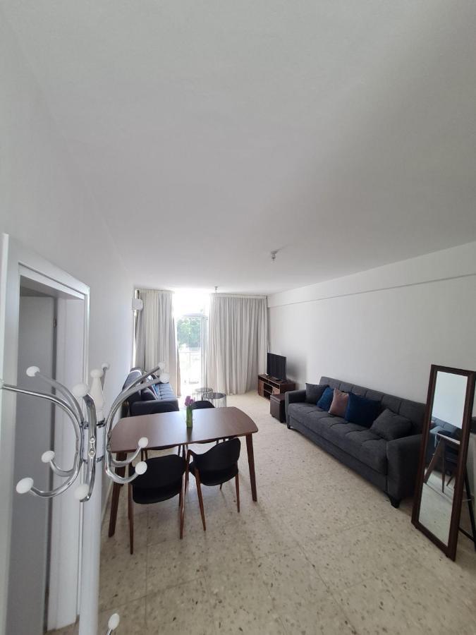 Almyria Apartments - By Imh Travel & Tours Paphos Exteriör bild
