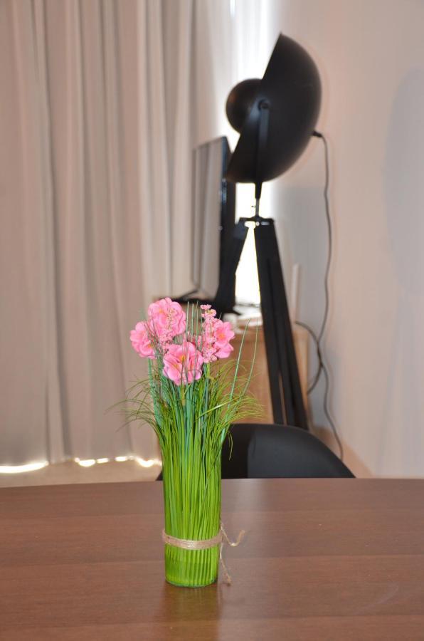 Almyria Apartments - By Imh Travel & Tours Paphos Exteriör bild