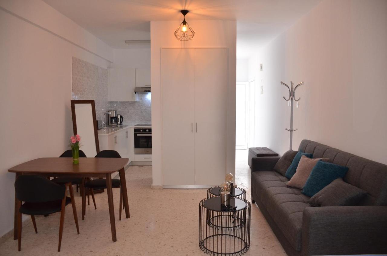 Almyria Apartments - By Imh Travel & Tours Paphos Exteriör bild